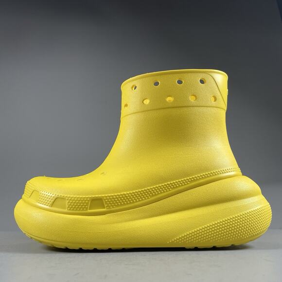 CROCS Shoes - Crocs Classic Crush Women’s Size 6 Yellow Rubber Rain Boots Casual Pull On EUC